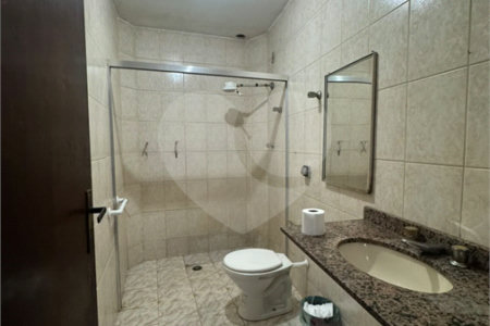 Casa à venda com 5 quartos em Vila Granada, São Paulo, SP