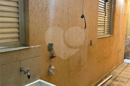 Apartamento à venda com 2 quartos em Aclimação, São Paulo, SP