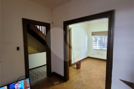 Sobrado à venda ou para alugar com 3 quartos em Vila Mariana, São Paulo, SP