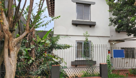 Sobrado à venda com 4 quartos em Vila Dom Pedro I, São Paulo, SP