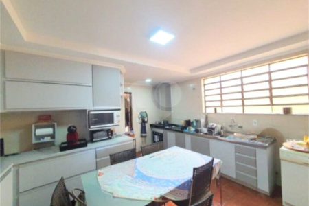Casa à venda com 3 quartos, sendo 1 suíte,  em Jardim Santa Rosália, Sorocaba, SP