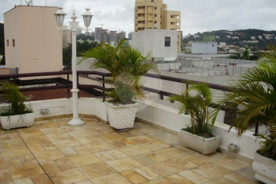 Duplex à venda com 2 quartos, sendo 1 suíte,  em Parque Enseada, Guarujá, SP