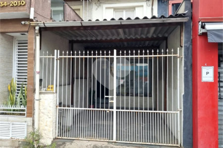 Sobrado à venda com 2 quartos em Vila Gomes Cardim, São Paulo, SP