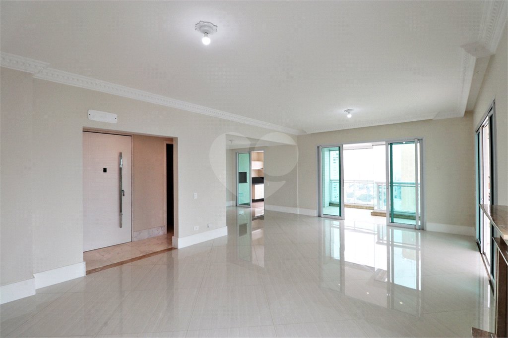 Apartamento à venda com 4 quartos, sendo 3 suítes, em Santana, São Paulo, SP