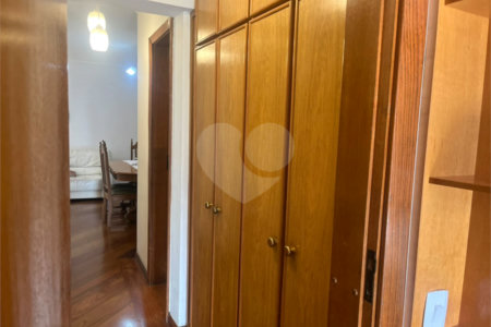 Apartamento à Venda na Vila Gumercindo – 93 m² | 3 Dormitórios | 1 Suíte | 2 Vagas