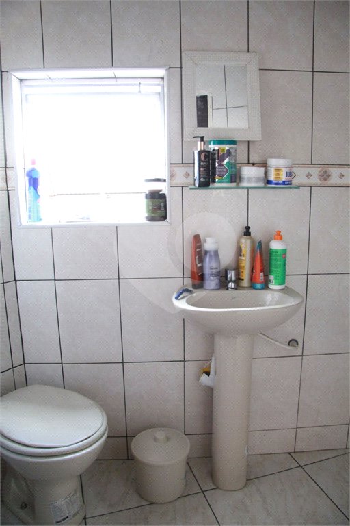 Sobrado à venda com 5 quartos, sendo 1 suíte,  em Jaguaré, São Paulo, SP