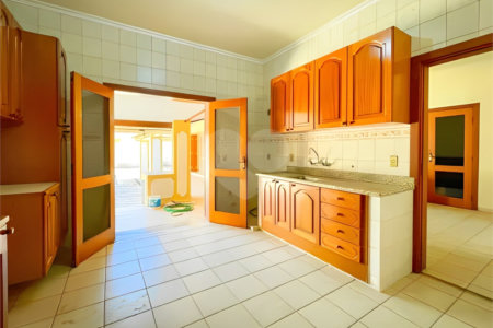 Casa à venda com 4 quartos, sendo 3 suítes, em Terras de Santo Antônio, Itapetininga, SP