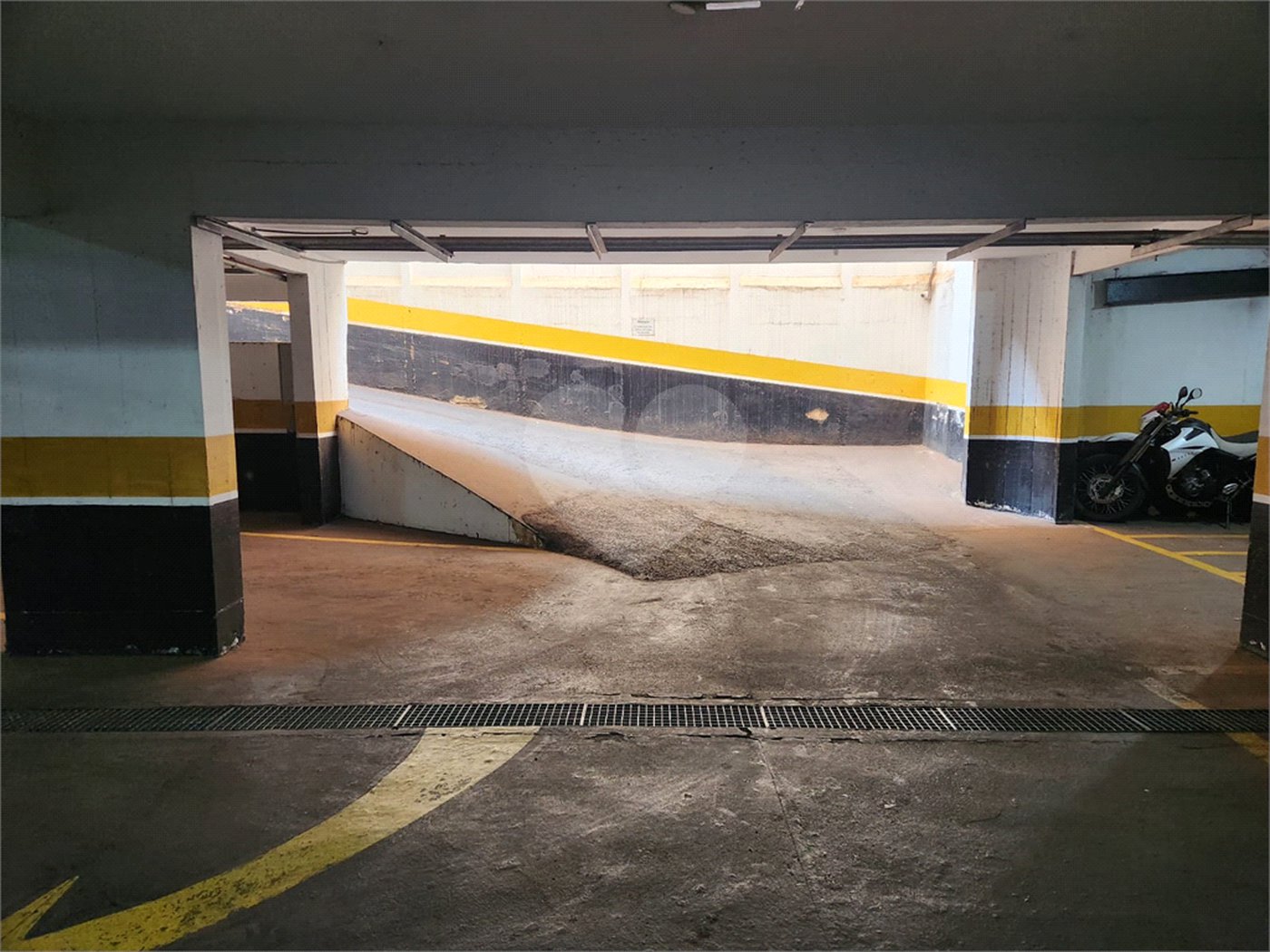Apartamento à venda com 4 quartos, sendo 2 suítes, no Centro, Araraquara, SP