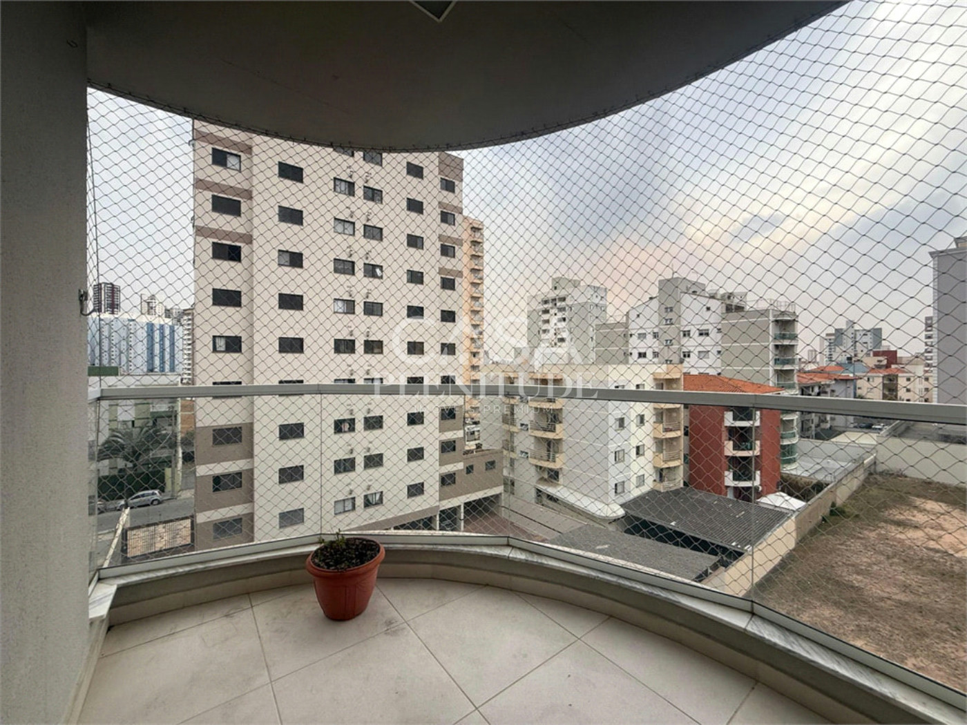 Apartamento à venda ou para alugar com 3 quartos, sendo 1 suíte, em Parque Campolim, Sorocaba, SP