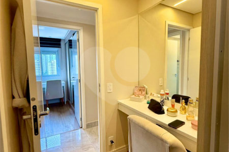 Apartamento à venda com 2 quartos, sendo 1 suíte, em Vila Santa Catarina, São Paulo, SP