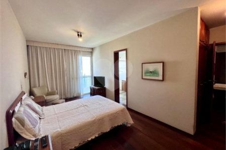 Apartamento à venda com 4 quartos, sendo 2 suítes, em Vila Suzana, São Paulo, SP