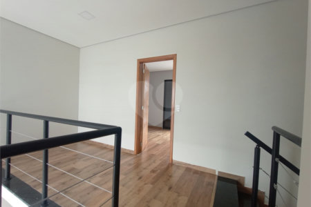 Casa à venda com 3 quartos, sendo 2 suítes, no condomínio Vila Rica, Indaiatuba - SP