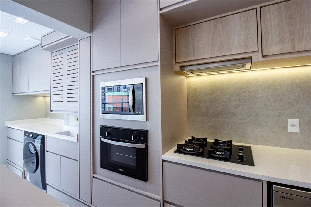 Apartamento à venda com 3 quartos, sendo 2 suítes, em Brooklin Paulista, São Paulo, SP