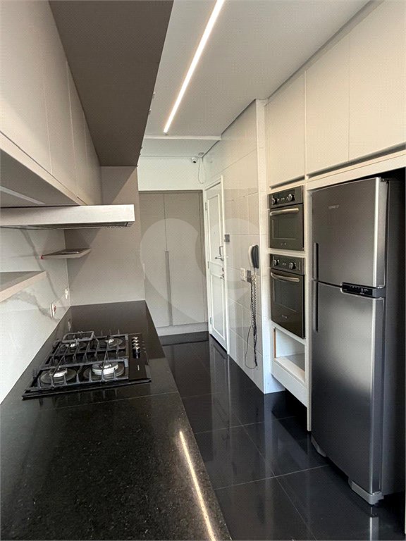 Apartamento à venda com 4 quartos, sendo 3 suítes, em Itaim Bibi, São Paulo, SP