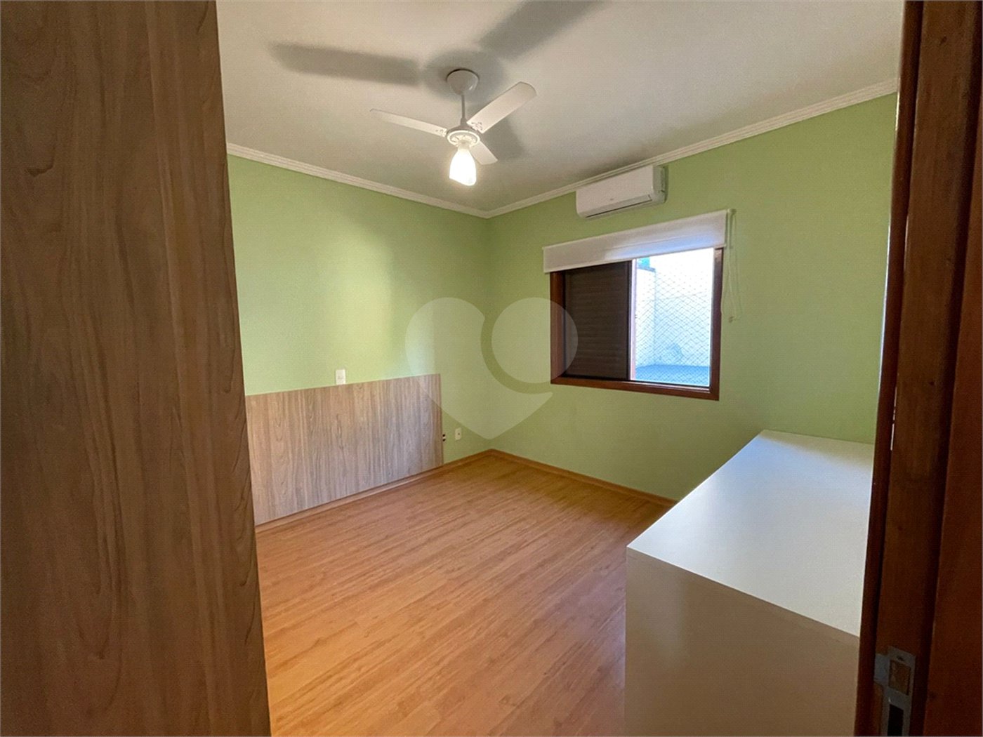 Casa para alugar com 3 suítes no condomínio Bosque de Grevilea, Vinhedo - SP