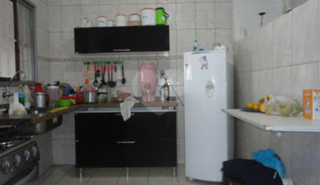 Casa de Vila à venda com 6 quartos em Jardim Peri, São Paulo, SP
