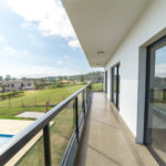 Casa à venda com 4 quartos, sendo 1 suíte, no condomínio Residencial Pinheiros do Lago, Alambari - SP