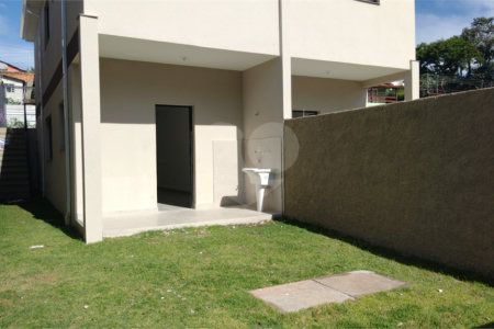 Sobrado à venda com 2 quartos, sendo 1 suíte, em Jardim Maristela II, Atibaia, SP