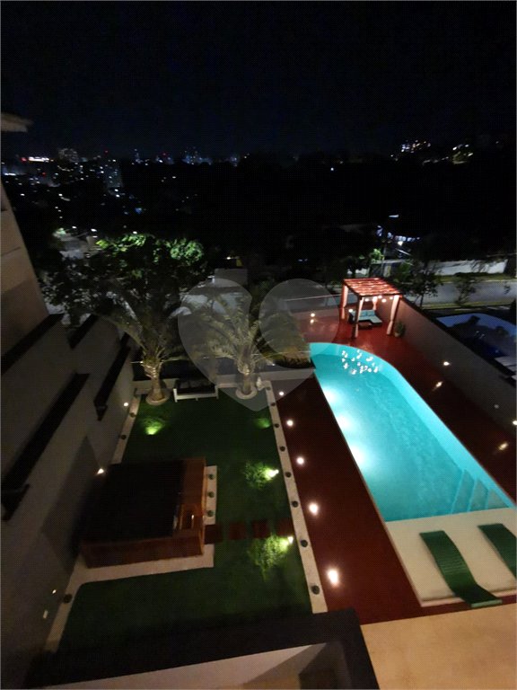 Casa à venda ou para alugar com 4 suítes em Parque dos Príncipes, São Paulo, SP
