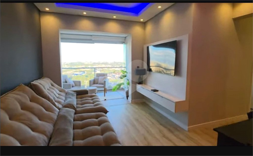 Apartamento à venda com 3 quartos, sendo 1 suíte, em Vila Pirajussara, São Paulo, SP