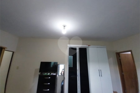 Casa térrea para venda no Planalto Paraíso