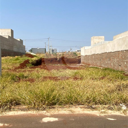 Terreno à Venda no Bairro Salto do Monjolinho