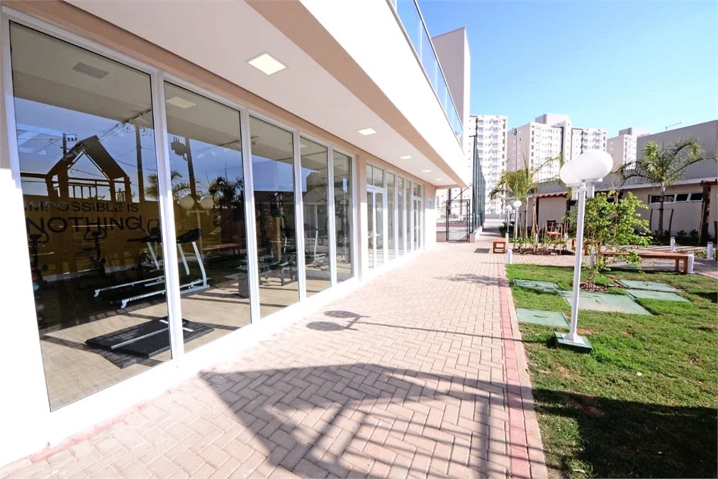 Indaiatuba - Edificio Vila Helvetia - R$ 470,000,00 - Apartamento novo, mobiliado, completo, muito bem conservado e planejado,Localizado no 5° andar, o imóvel oferece uma vista para o estacionamento e a área verde, além de receber sol durante todo o dia, proporcionando ambientes naturalmente ilum