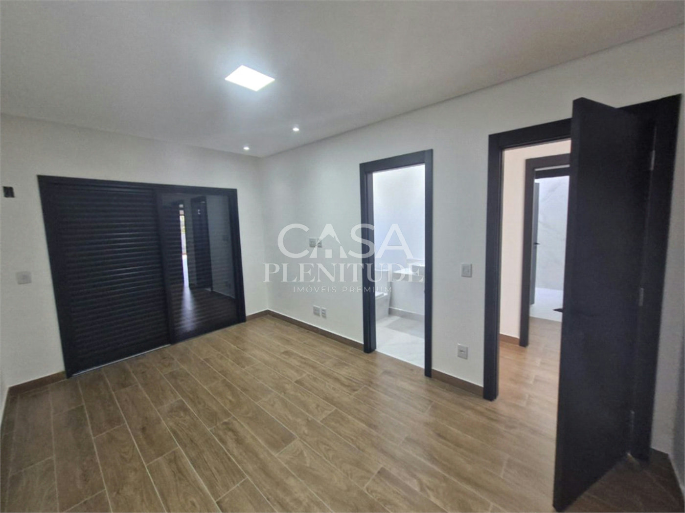 Casa em condomínio à venda com 3 suítes em Cajuru do Sul, Sorocaba, SP
