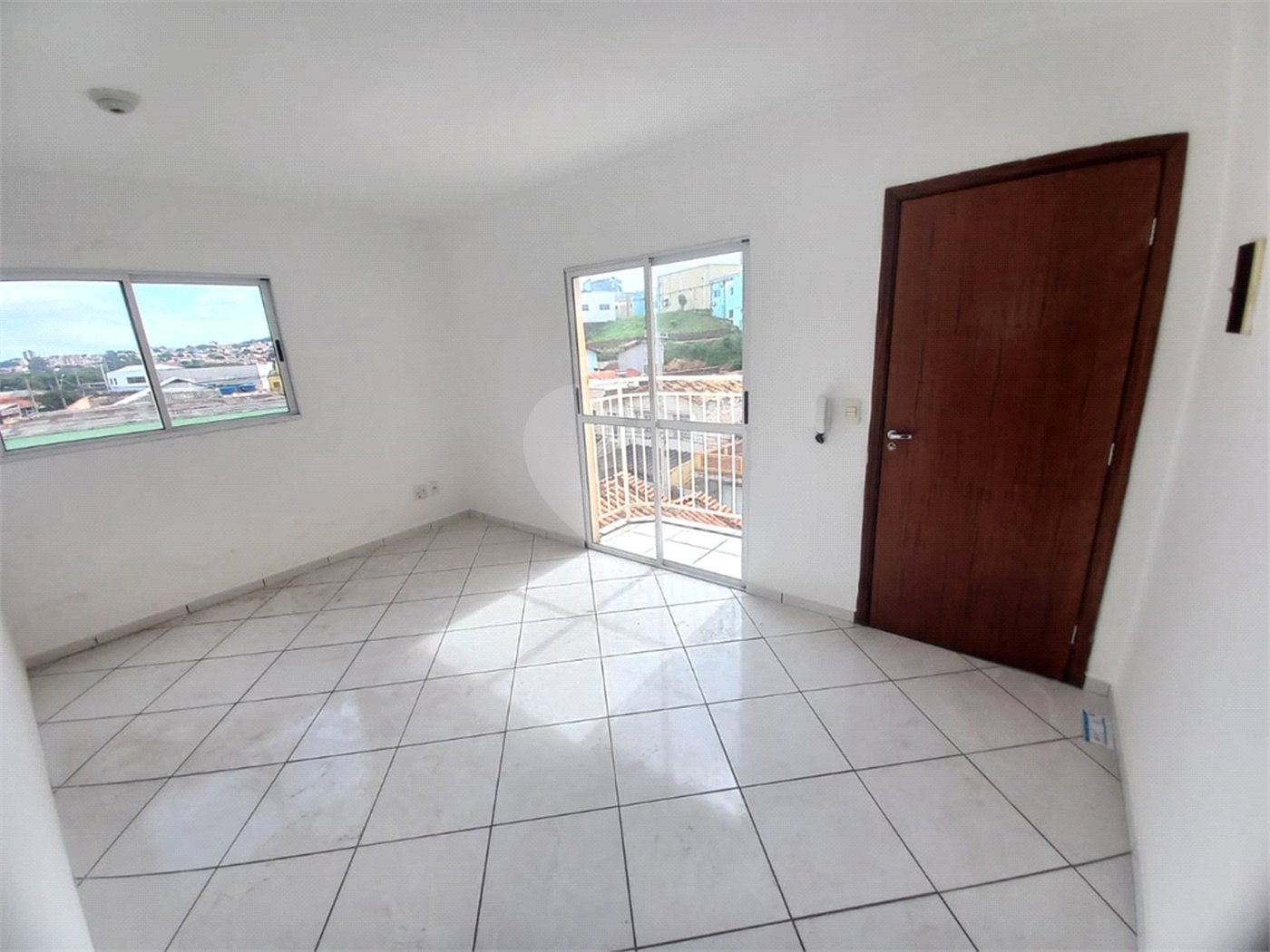 Apartamento à venda com 1 quarto em Vila Haro, Sorocaba, SP