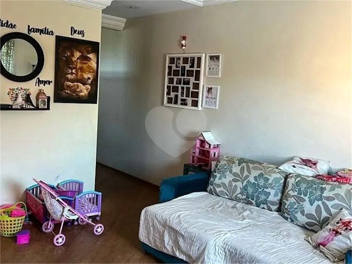 Sobrado à venda com 3 quartos, sendo 1 suíte,  em Parque Ipê, São Paulo, SP
