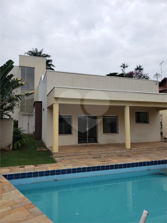 Casa à venda com 4 suítes no condomínio Estância Marambaia, Vinhedo - SP