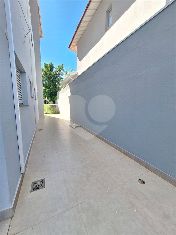 Casa à venda com 4 suítes no condomínio Terras de São Francisco, Vinhedo - SP