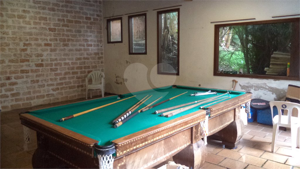 Sobrado à venda com 6 quartos, sendo 2 suítes,  em Chácara Monte Alegre, São Paulo, SP