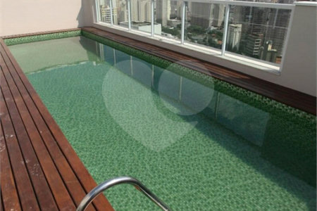 Apartamento à venda com 3 suítes em Moema, São Paulo, SP