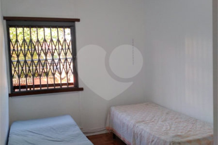 Sobrado à venda com 3 quartos em Vila Cordeiro, São Paulo, SP