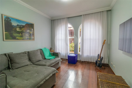 Sobrado à venda com 3 quartos, sendo 1 suíte,  em Vila Mascote, São Paulo, SP