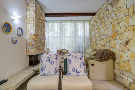 Casa à venda com 3 quartos, sendo 1 suíte, em Alto da Boa Vista, São Paulo, SP