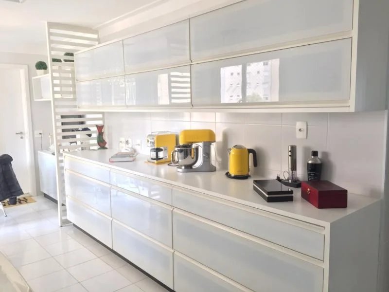 Apartamento à venda com 4 quartos, sendo 3 suítes, em Vila Andrade, São Paulo, SP