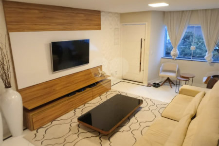 Sobrado à venda com 3 quartos, sendo 1 suíte, em Santana, São Paulo, SP