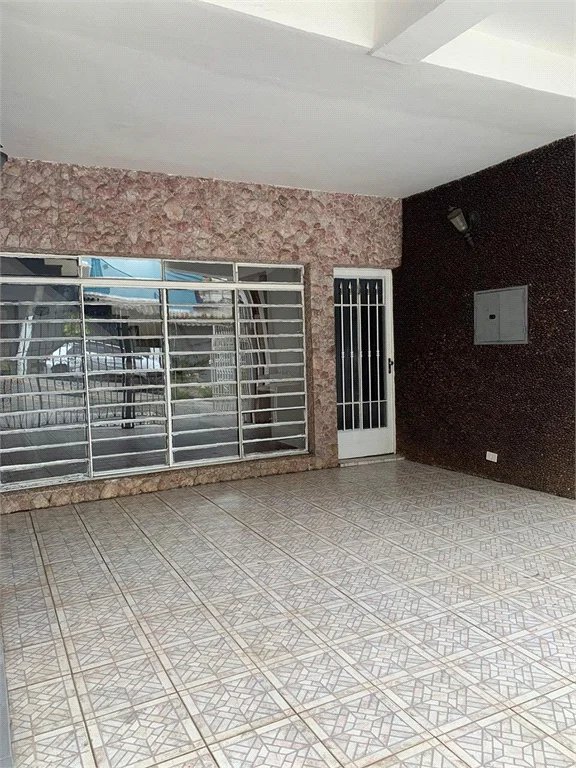 Sobrado à venda com 3 quartos em Vila Progredior, São Paulo, SP