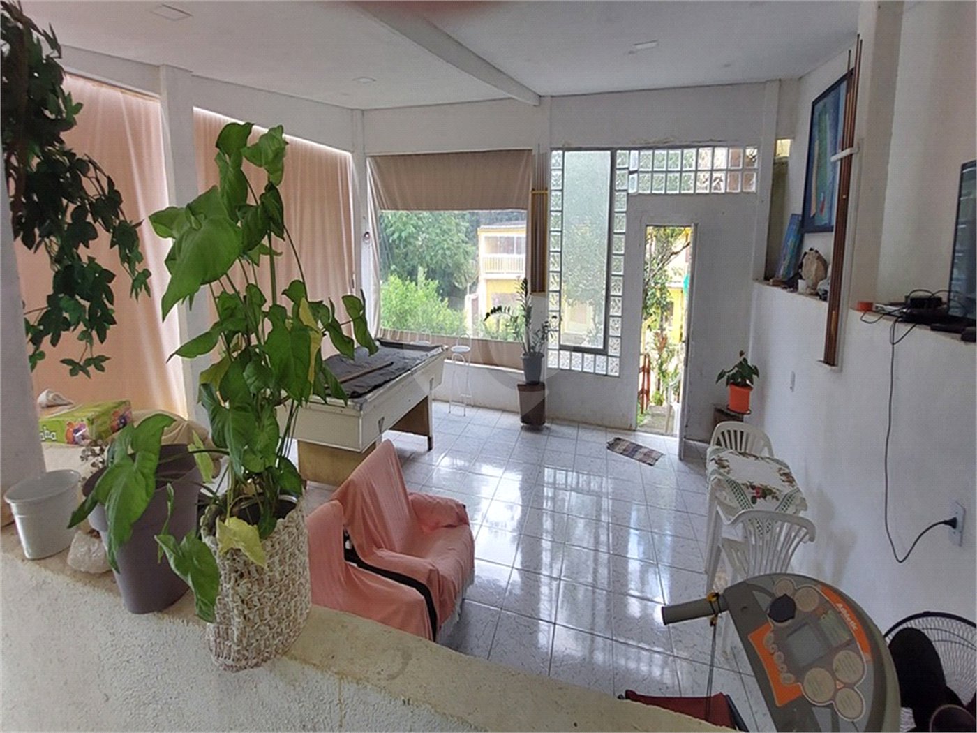 Casa à venda com 3 quartos, sendo 1 suíte, em Pirucaia, Mairiporã, SP