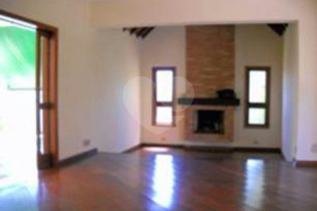 Casa à venda ou para alugar com 4 suítes no condomínio Vilaggio Monte Alegre, São Paulo - SP