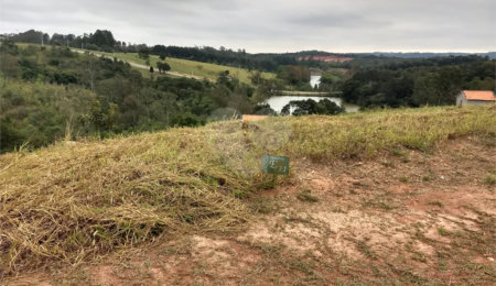 Terreno à venda no condomínio Parque dos Manacás, Jundiaí - SP