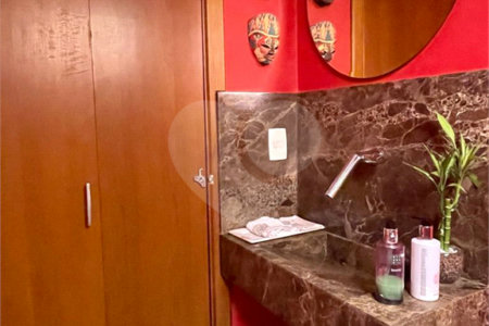 3 quartos 1 suíte 167m² área útil 2 vagas