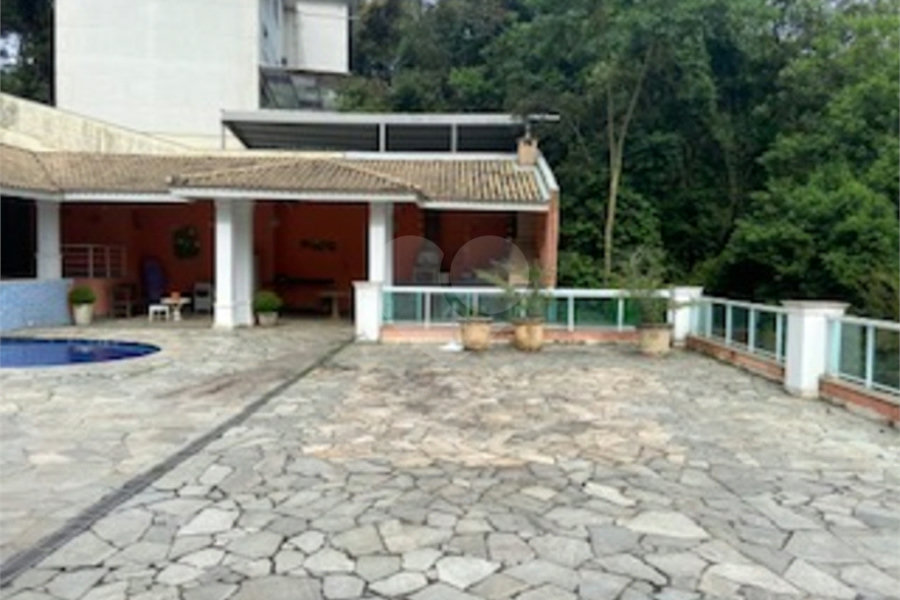 Casa à venda com 4 suítes no condomínio Parque Imperial da Cantareira, Mairiporã - SP