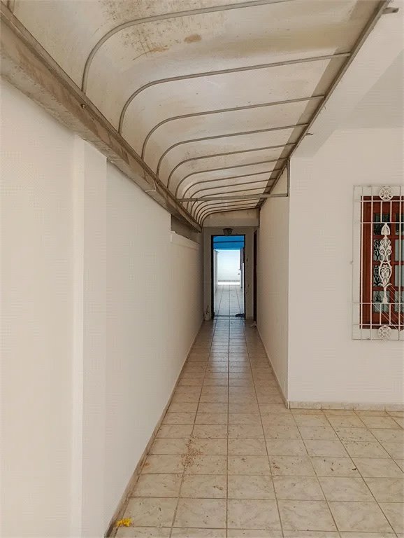 Sobrado à venda com 3 suítes em Vila Inah, São Paulo, SP