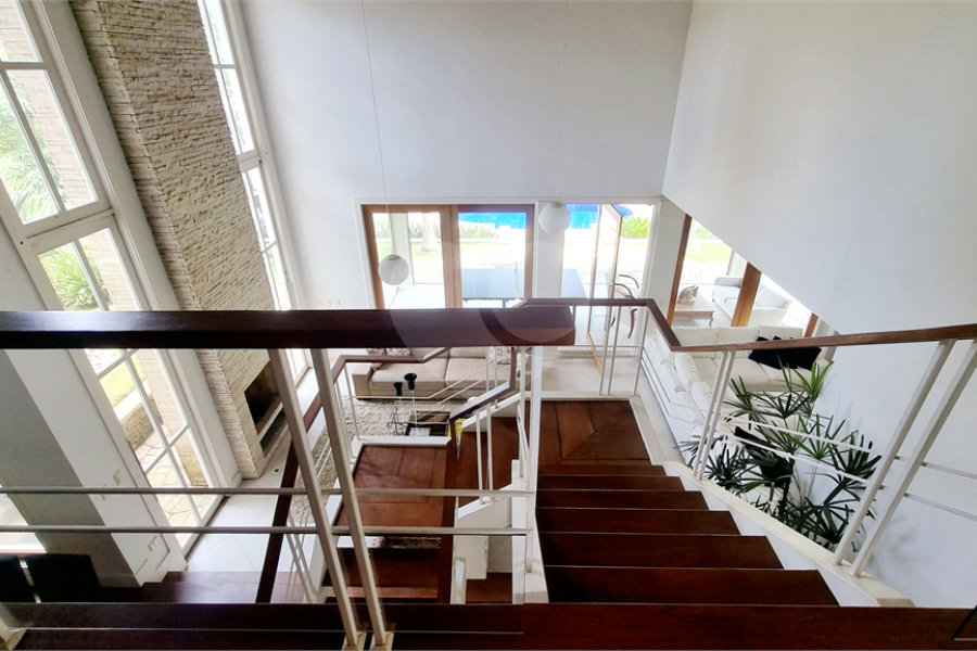 Casa à venda ou para alugar com 5 suítes em Serra da Cantareira, Mairiporã, SP