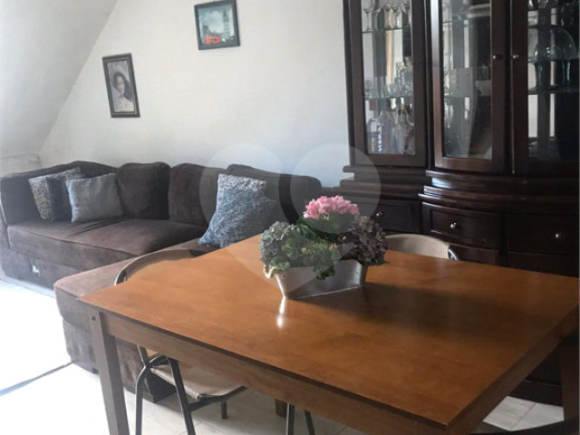 Sobrado à venda com 3 quartos, sendo 1 suíte,  em Jaraguá, São Paulo, SP