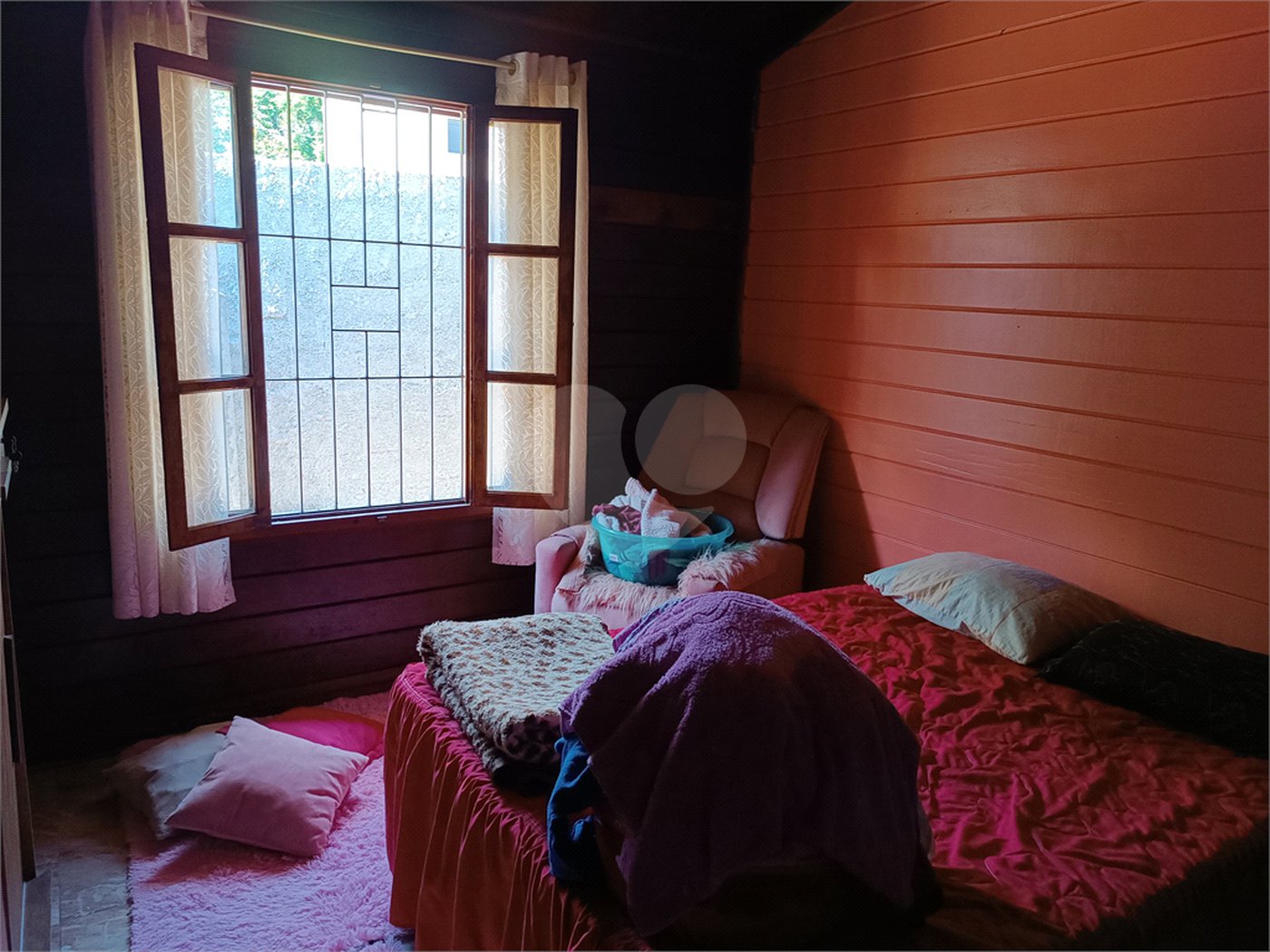 Casa à venda com 5 quartos, sendo 3 suítes, em Jardim Villaça, São Roque, SP