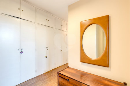 Casa Térrea à venda com 4 quartos, sendo 1 suíte, em Brooklin, São Paulo, SP